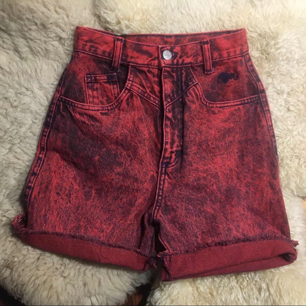 🍒 vintage red acid wash roper shorts! 🍒